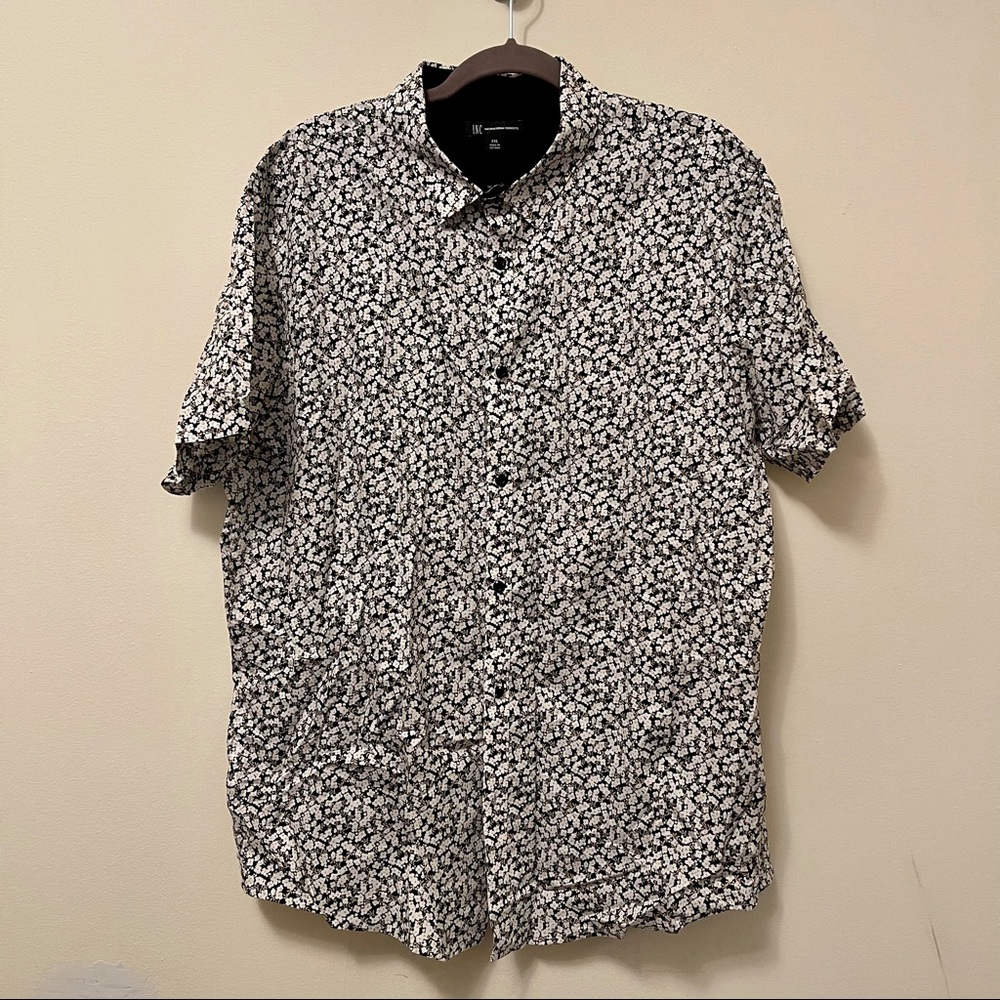 Floral Button Up NWT